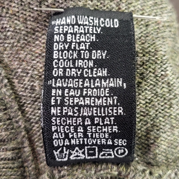 Toscano Pullover Turtleneck Sweater size Medium "In this world, it's just us!" - Picture 6 of 6